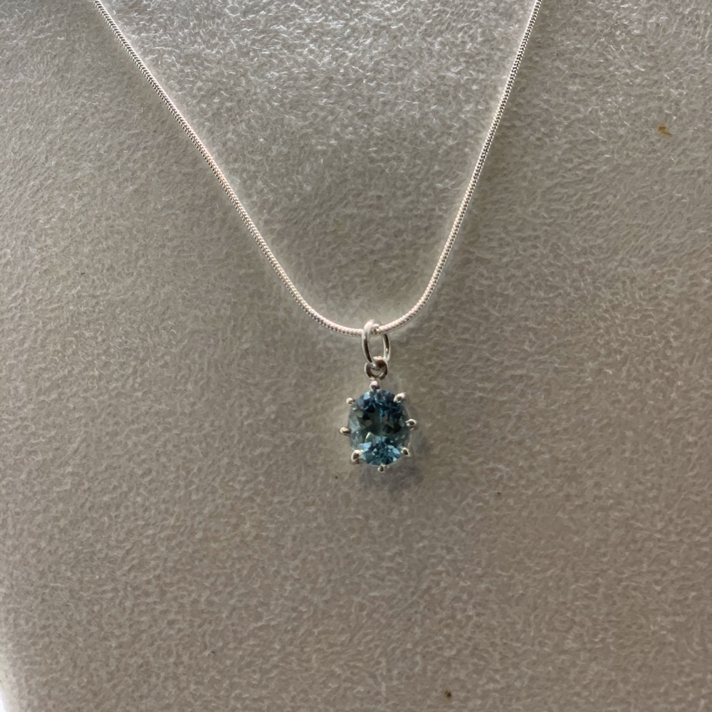Women Sterling Silver Chain with Blue Topaz